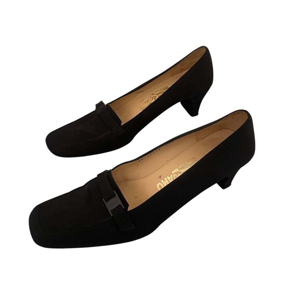 Salvatore Ferragamo Elegant Black Flats Sz: 8.5
